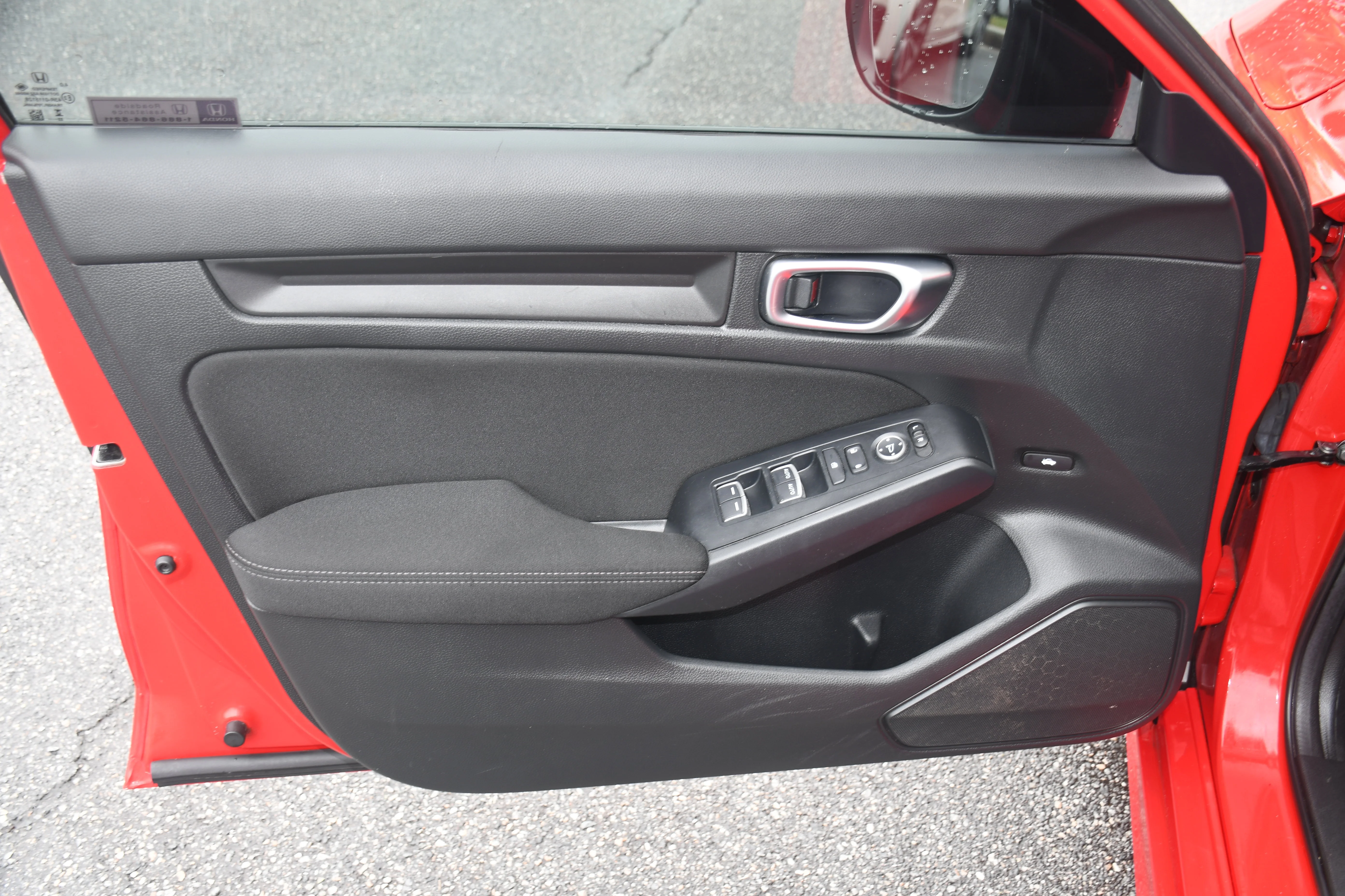 Used 2024  Honda Sport image 8