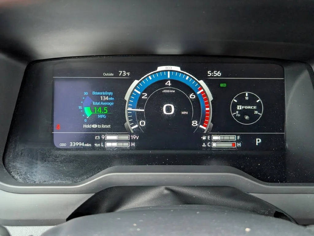 Used 2023  Toyota Platinum image 12