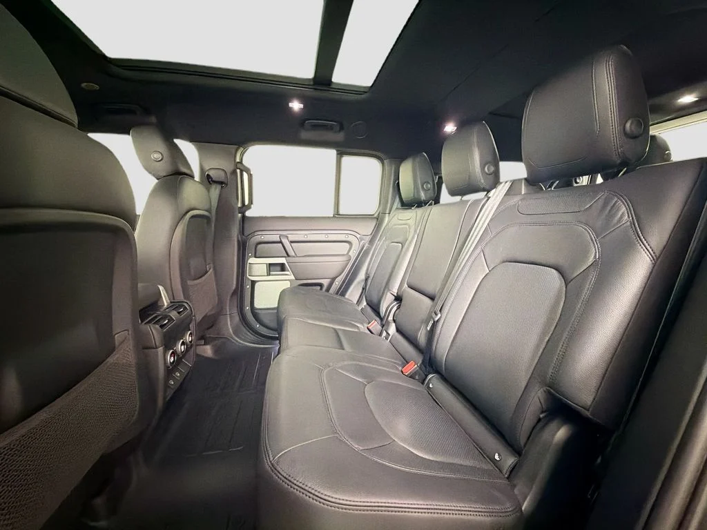 Used 2024 Gray Land Rover S image 26