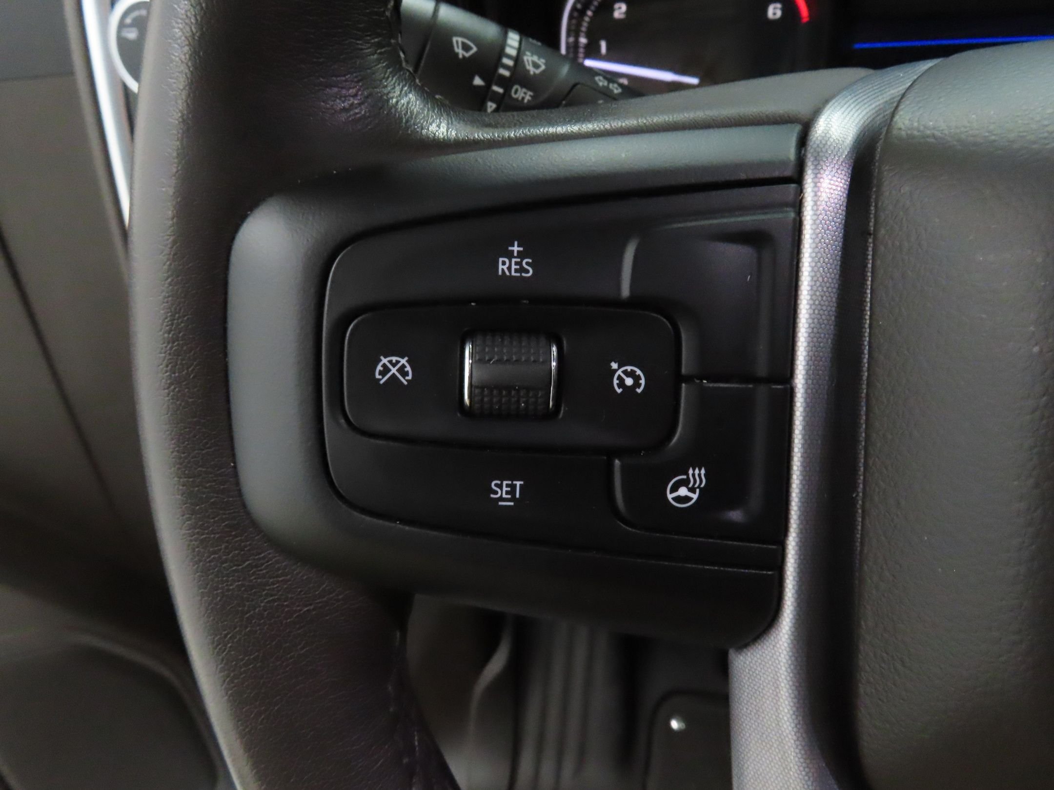 Used 2022 Blue GMC SLT image 13