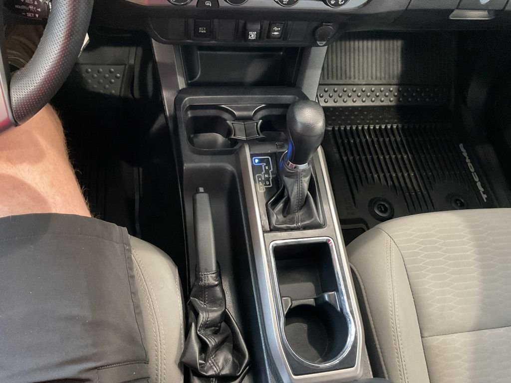 Used 2019 Gray Toyota SR5 image 26