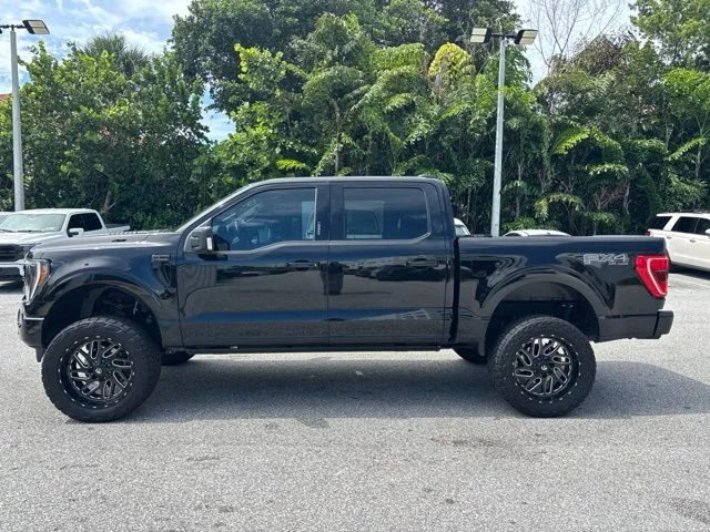 Used 2022 Black Metallic Ford XLT image 4