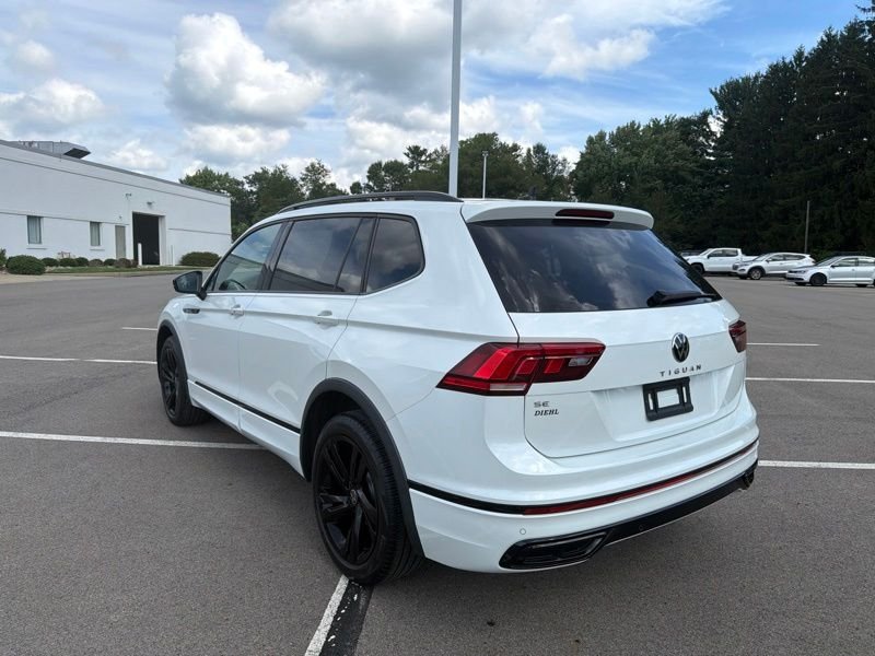 Used 2023 White Volkswagen 2.0T SE R-Line Black image 5