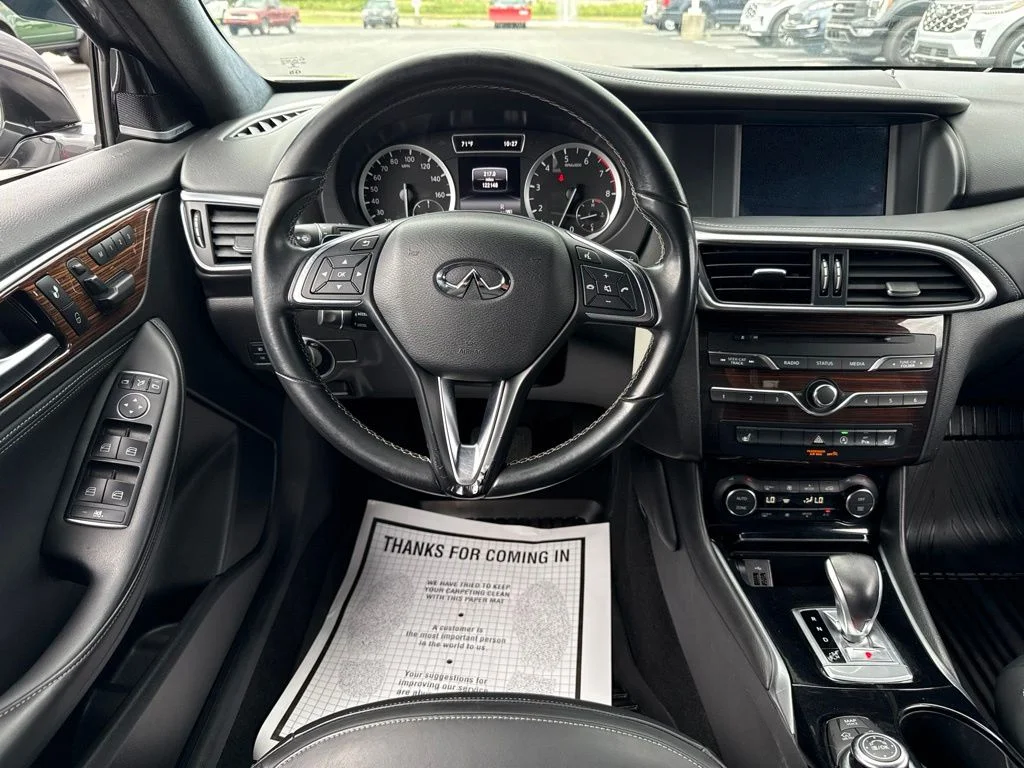 Used 2017 Graphite Shadow INFINITI Premium image 10