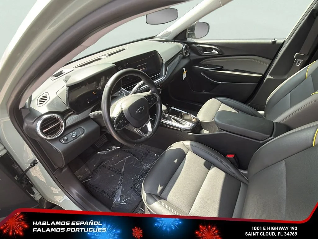 Used 2025 Cacti Green Chevrolet ACTIV image 16