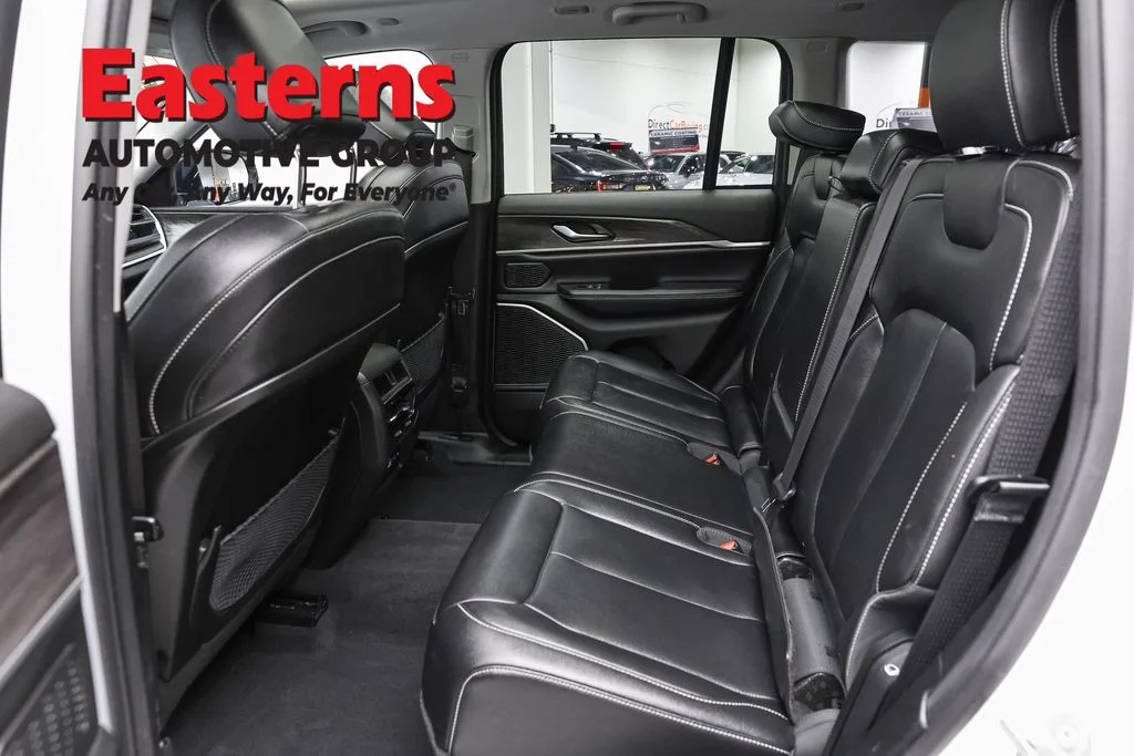 Used 2023 White Jeep 4xe image 25