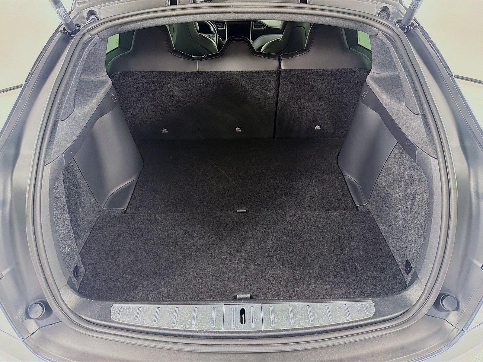 Used 2018  Tesla 100D image 22