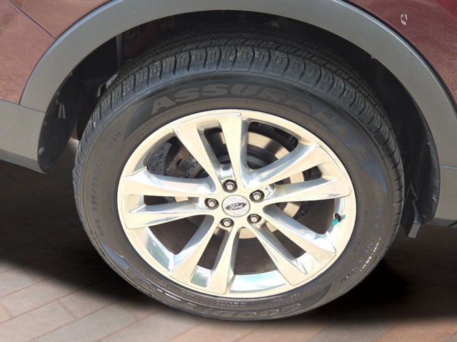 Used 2018 Burgundy Ford XLT image 26