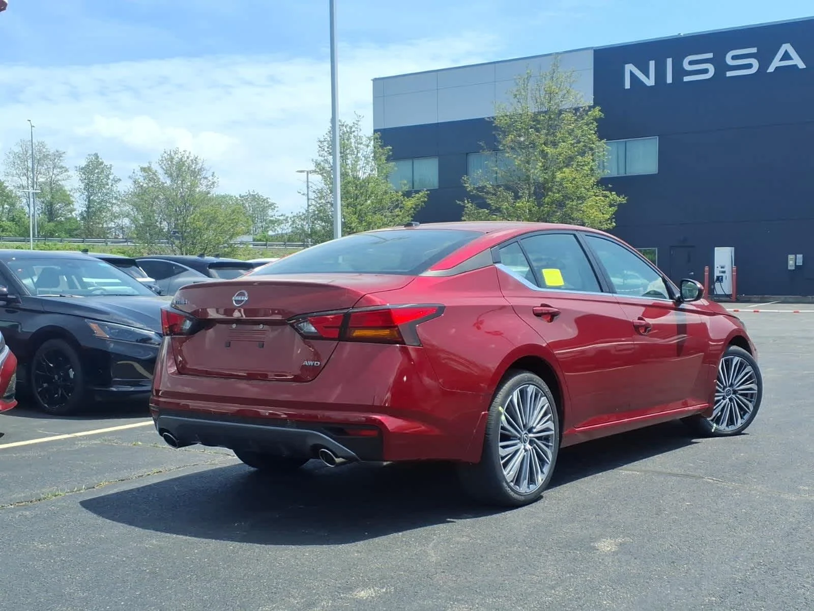 New 2026 Scarlet Ember Tintcoat Nissan SV image 3