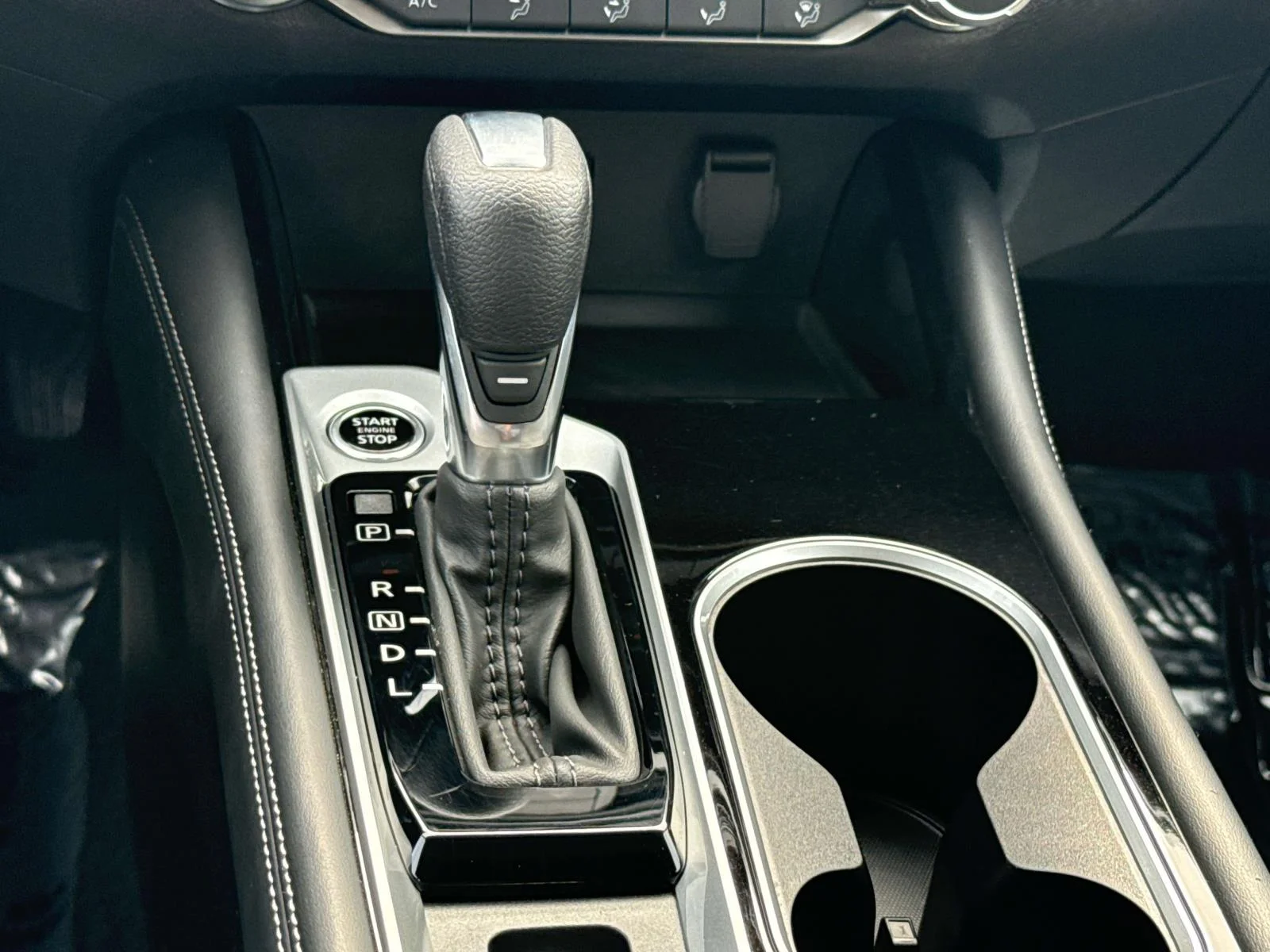 2023 Nissan Altima SV - Photo 19