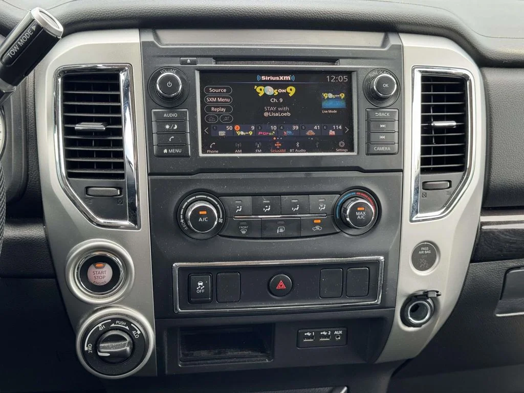 Used 2019 Blue Nissan SV image 18