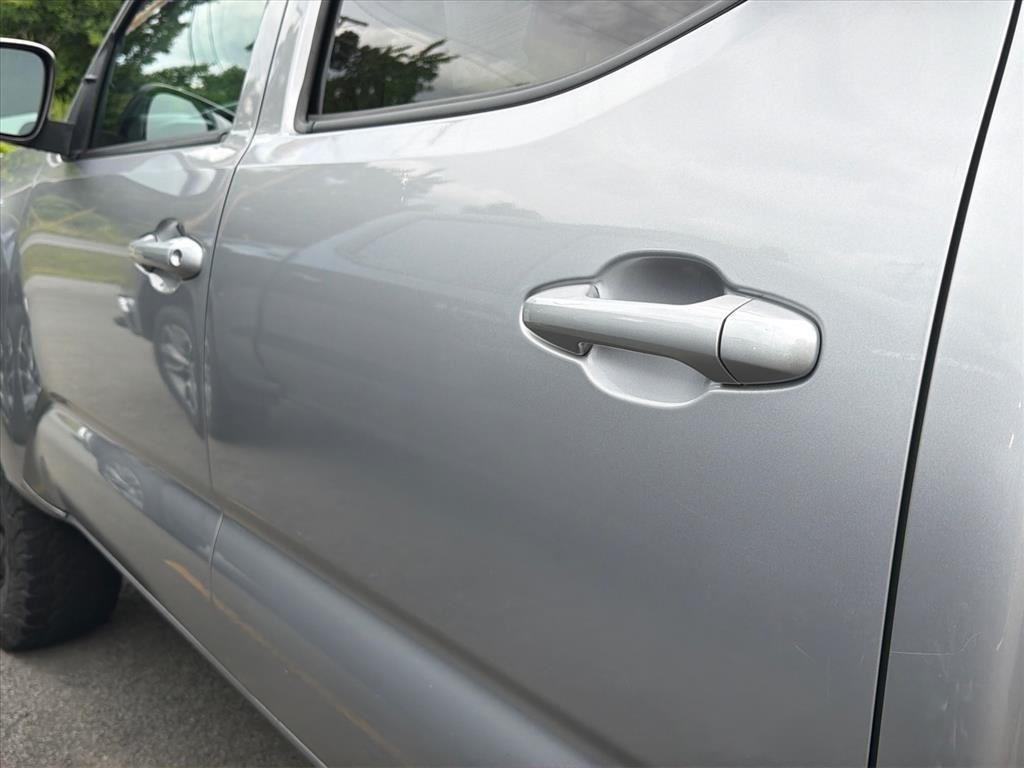 Used 2021 Silver Sky Metallic Toyota SR V6 image 15