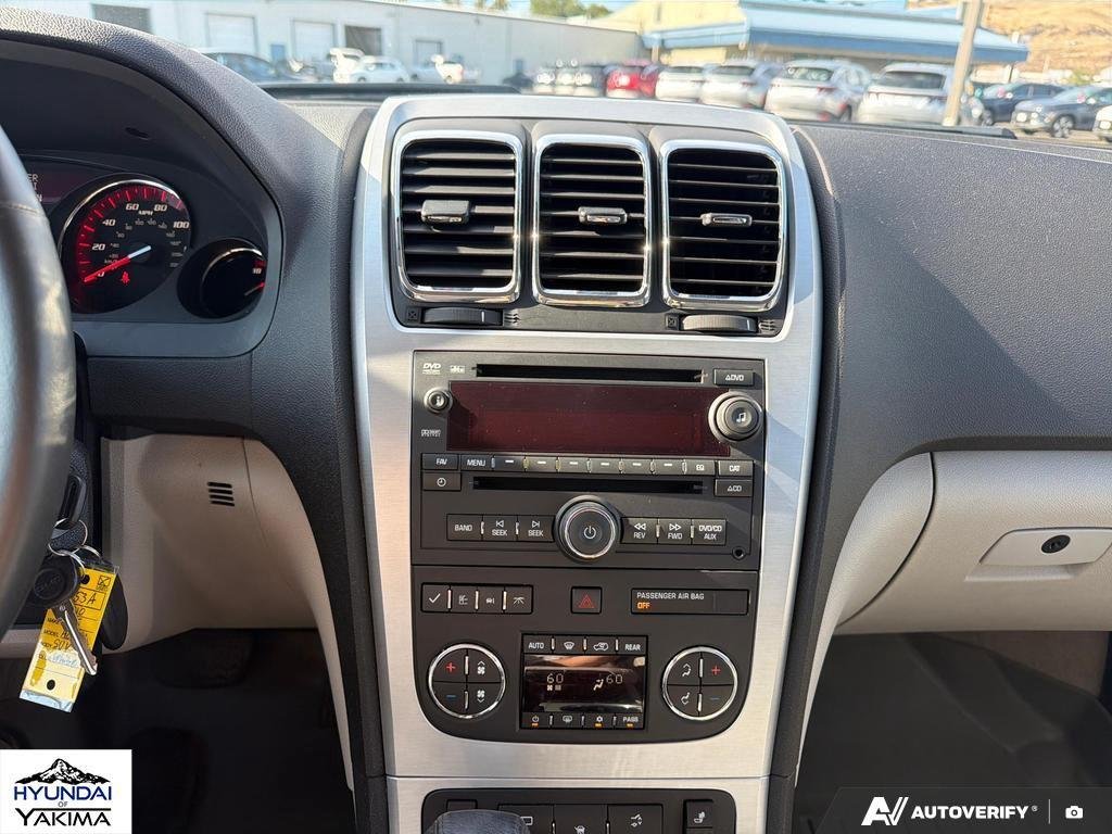 Used 2010 Summit White GMC SLT1 image 19