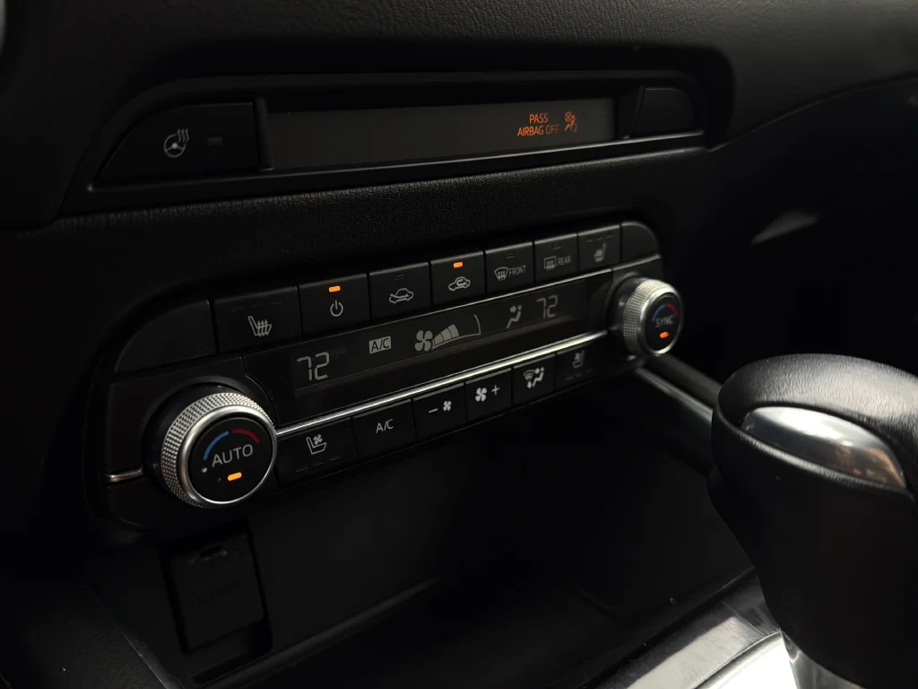 Used 2020 Deep Crystal Blue Mica Mazda Grand Touring Reserve image 19