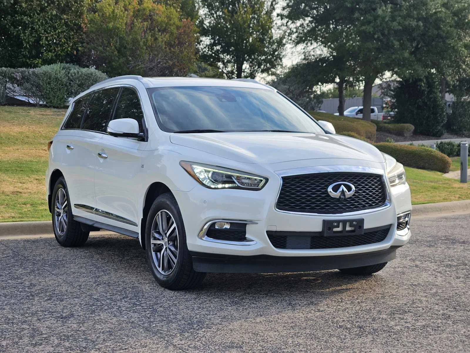 Used 2019 INFINITI QX60 LUXE with VIN 5N1DL0MN9KC562684 for sale in Fort Worth, TX
