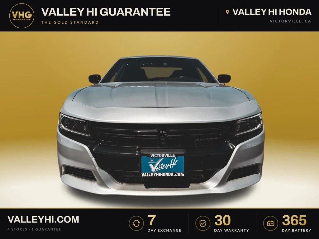 Used 2023 Silver Dodge SXT image 2
