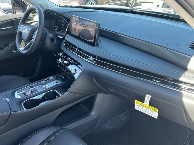 New 2027 GRAND BLUE INFINITI Luxe AWD image 14