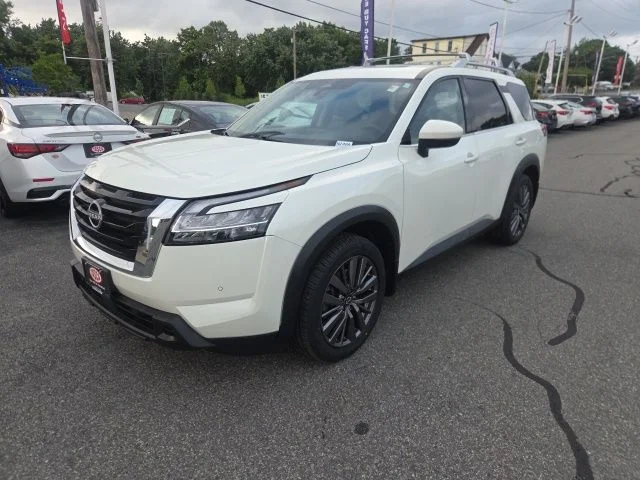 Used 2023 White Nissan SL image 1