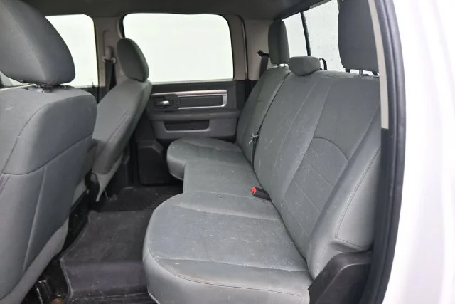 Used 2016 White Ram SLT image 19