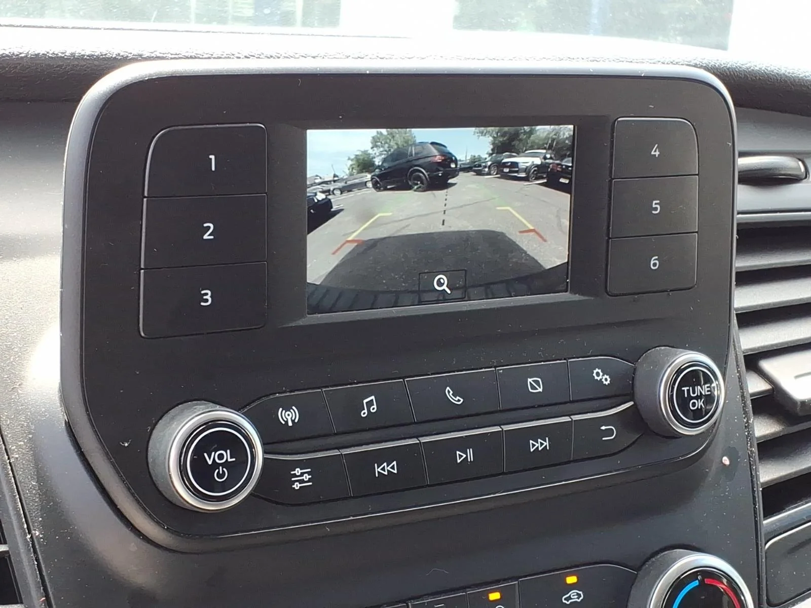 Used 2021 Gray Ford XL image 17