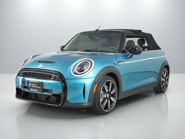 2024 MINI Cooper S Iconic