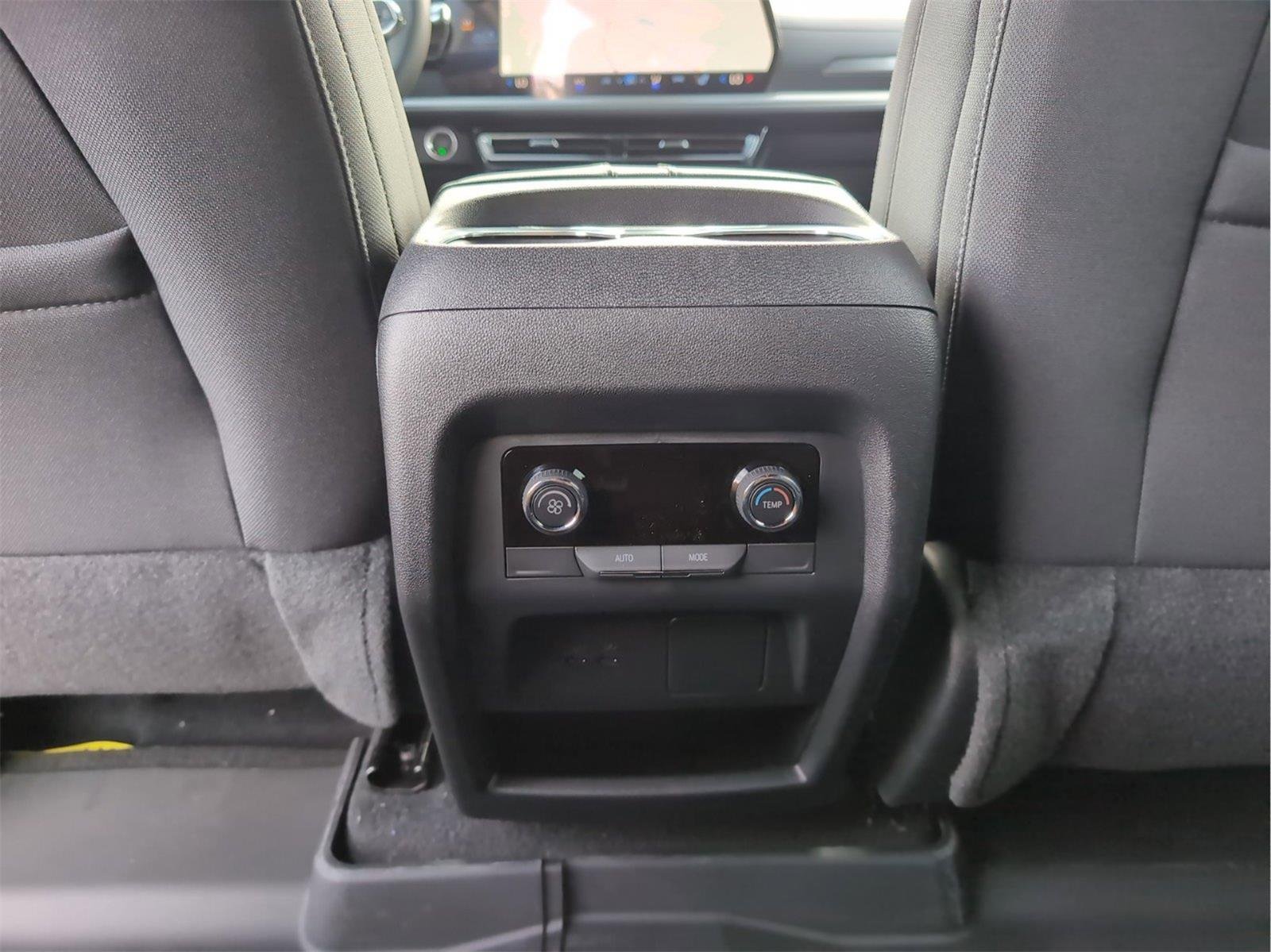 2026 Chevrolet Traverse LT - Photo 17