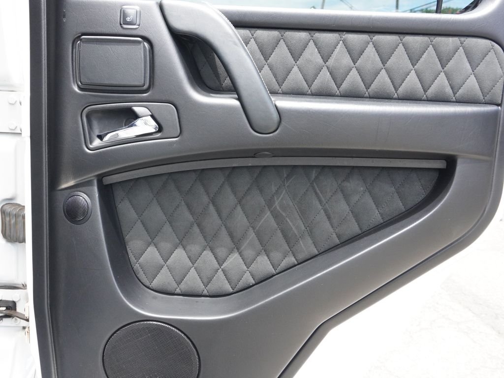 Used 2018 White Mercedes-Benz G 550 Squared image 28