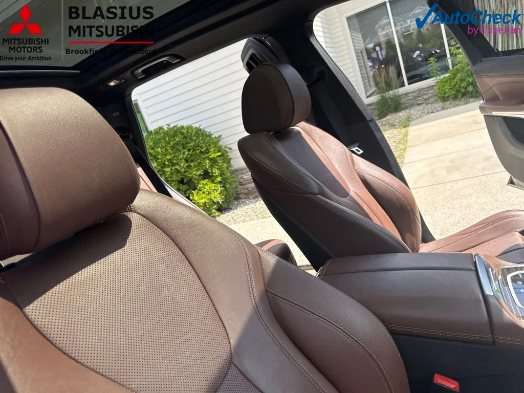 Used 2020 Black BMW xDrive40i image 57