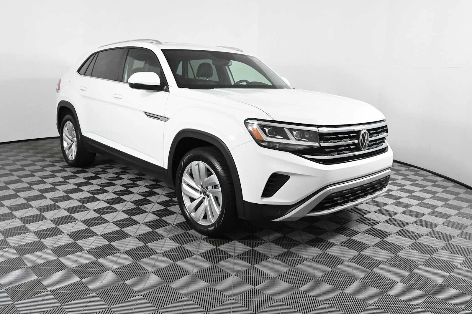2023 Volkswagen Atlas Cross Sport