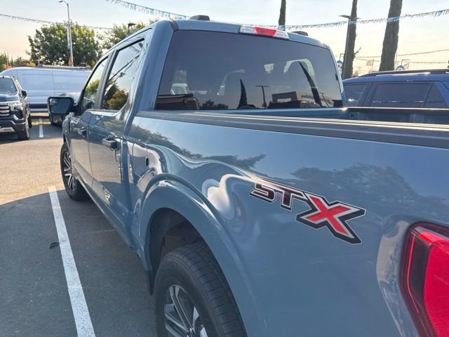 Used 2023 Blue Ford XL image 4