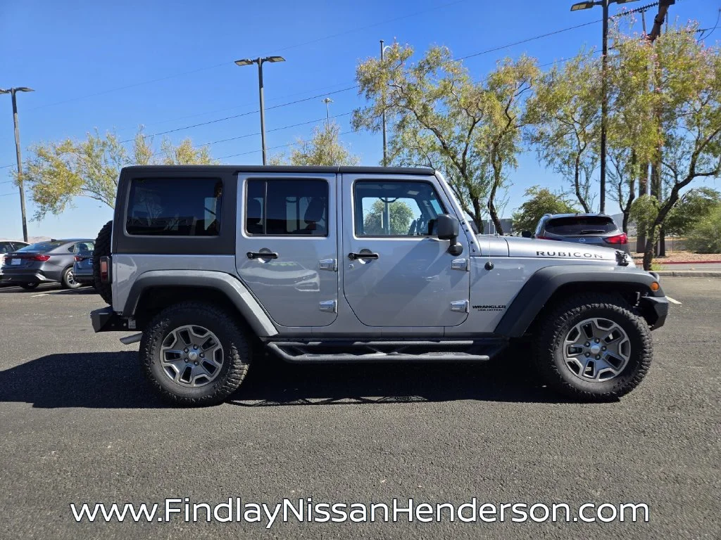 Used 2017 Silver Jeep Unlimited Rubicon image 7