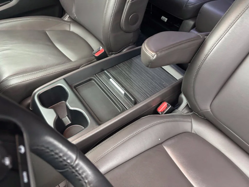 Used 2019 Silver Honda EX-L image 25
