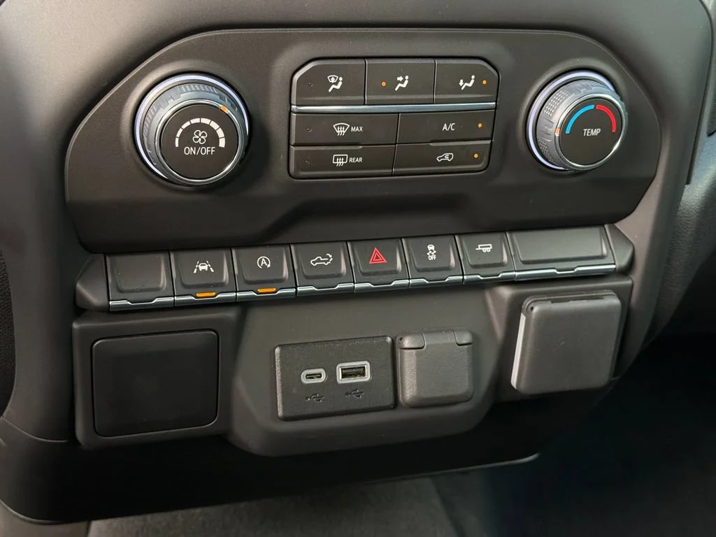 Used 2026 Black Chevrolet Custom image 27