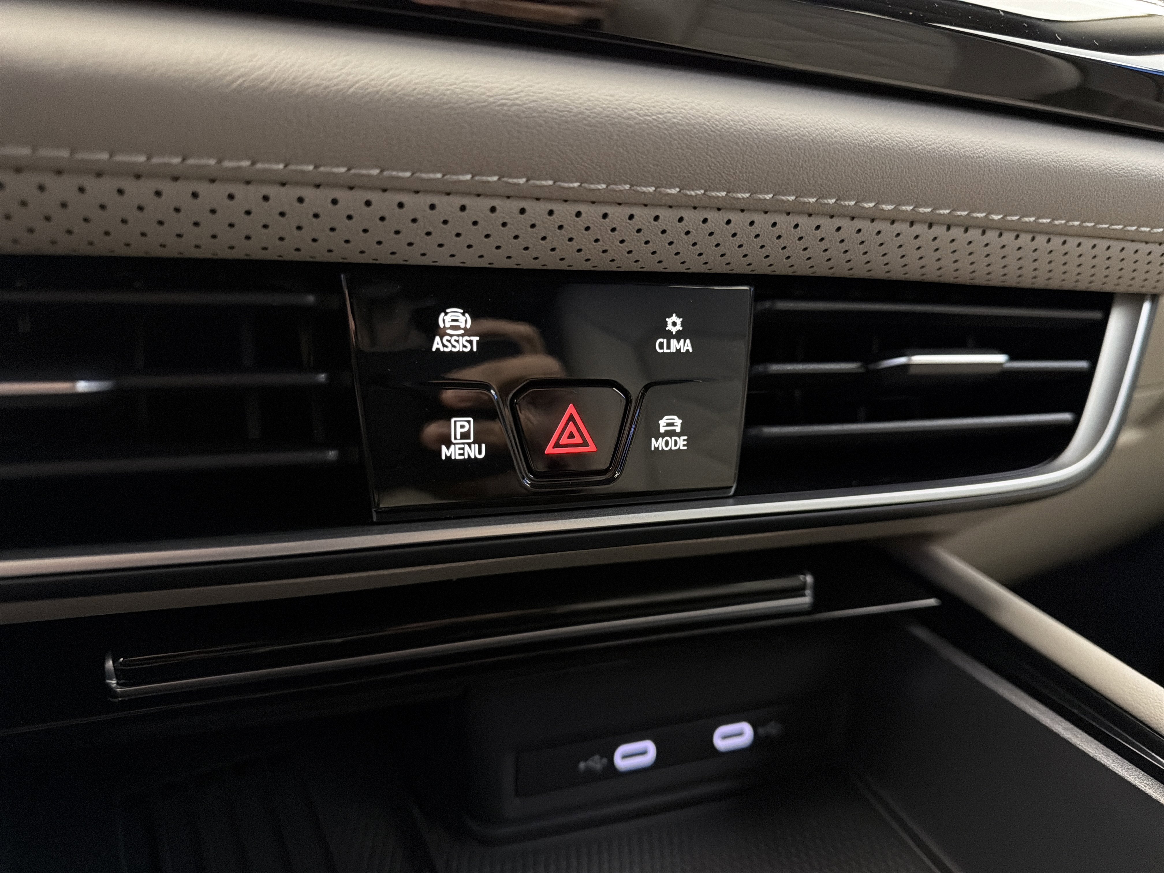 2026 Volkswagen Atlas SE w/Tech - Photo 21