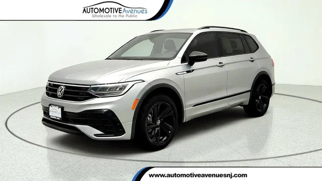 2023 Volkswagen Tiguan 2.0T SE R-Line Black FWD