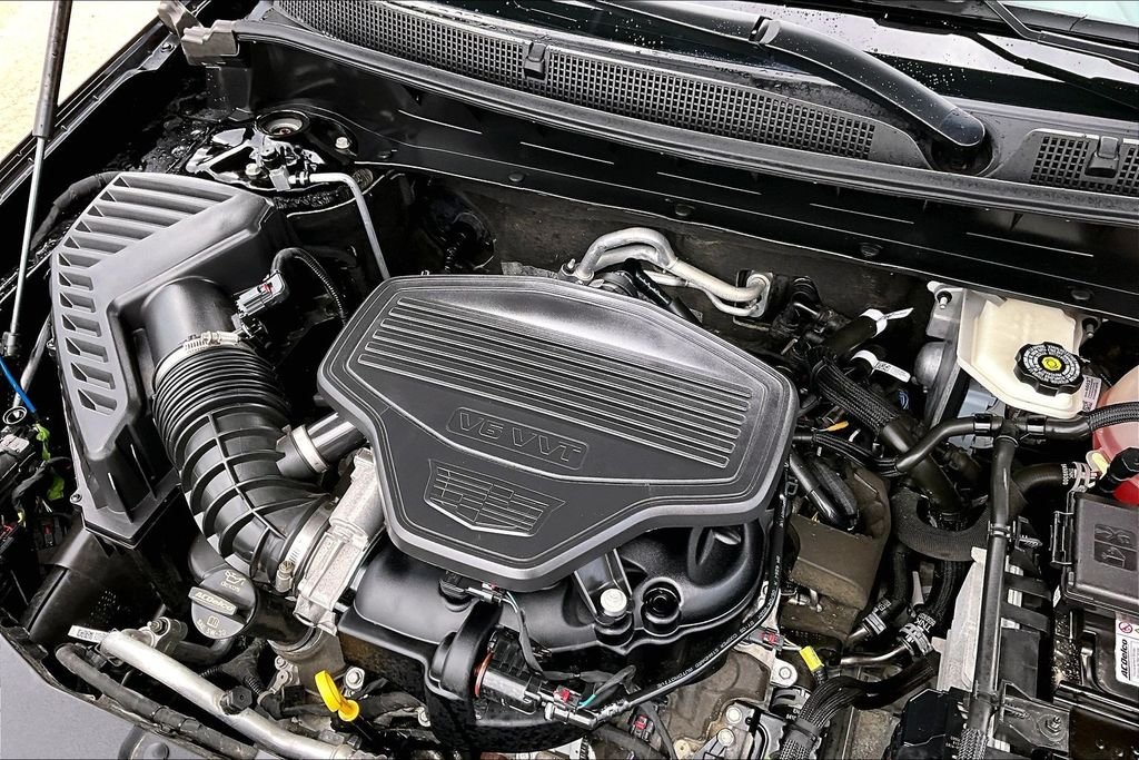 Used 2025 Black Cadillac Premium Luxury image 33