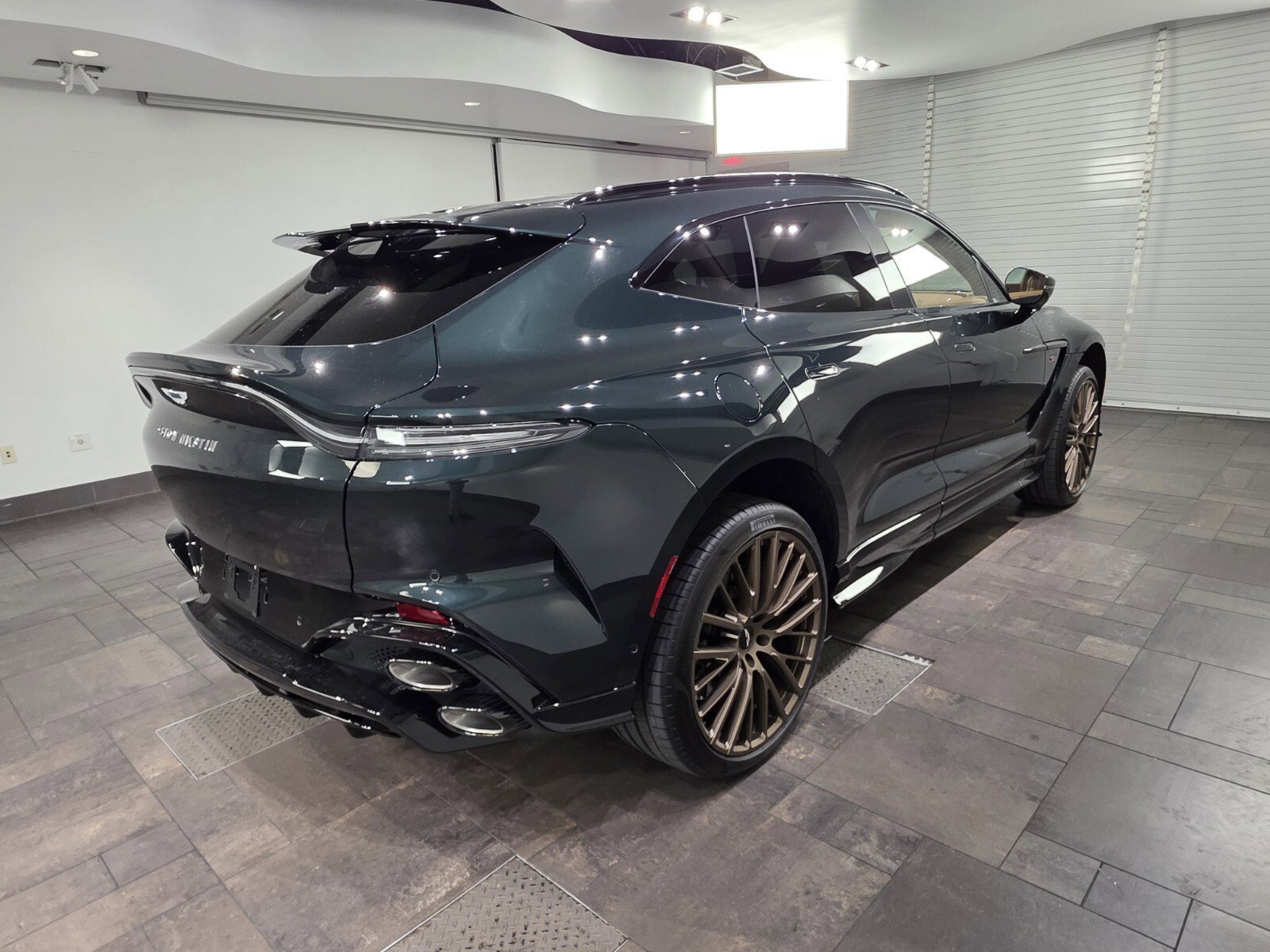 New 2026 Ghillies Green Aston Martin S image 29