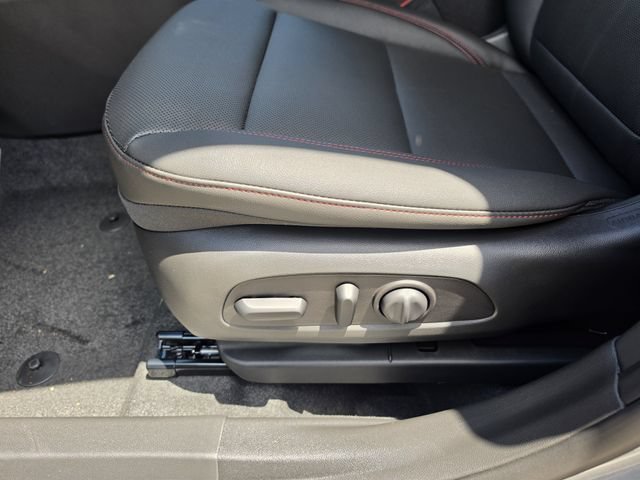 2026 Chevrolet Trax RS - Photo 16