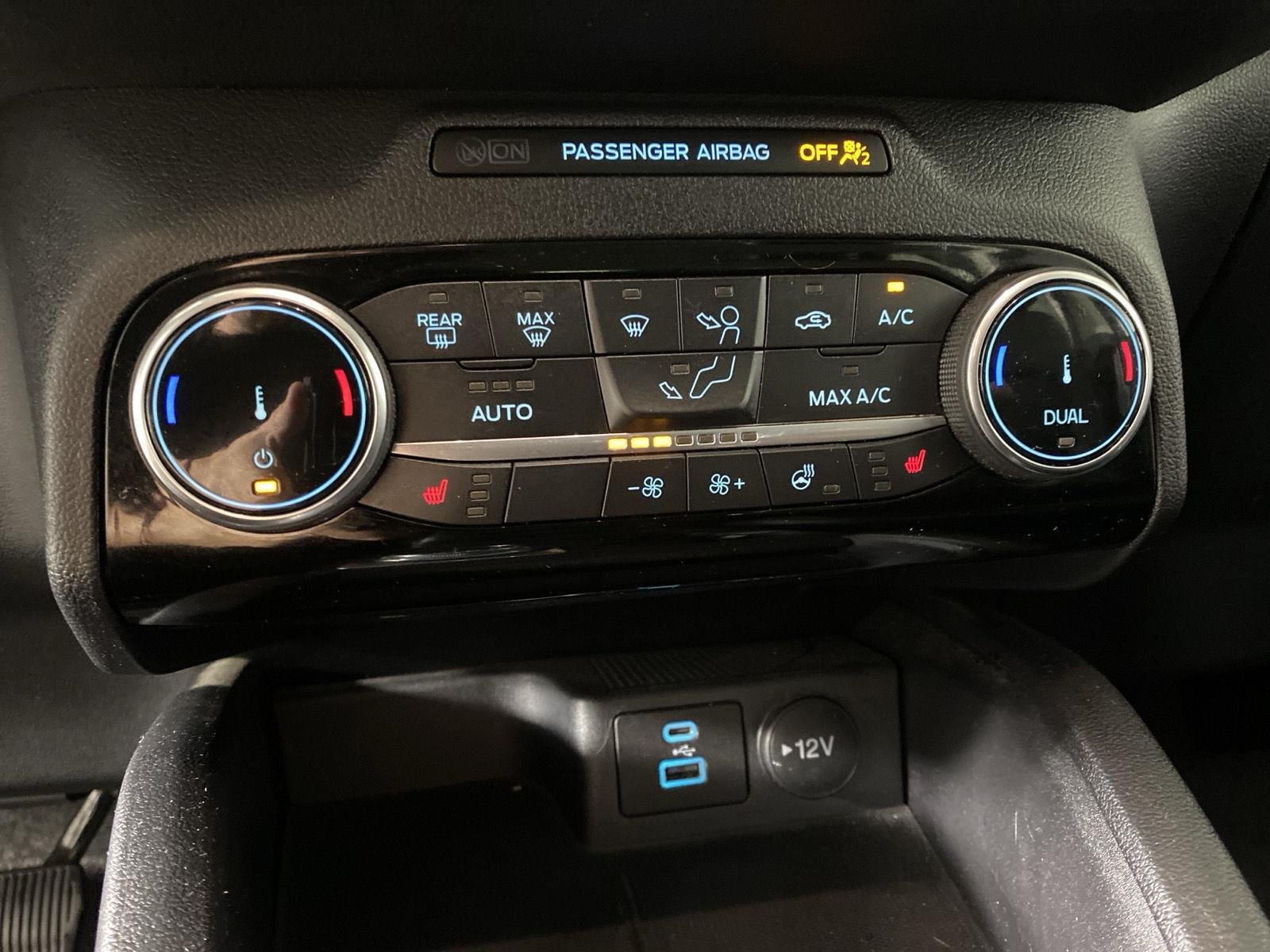 Used 2022 Stone Blue Ford SEL image 22