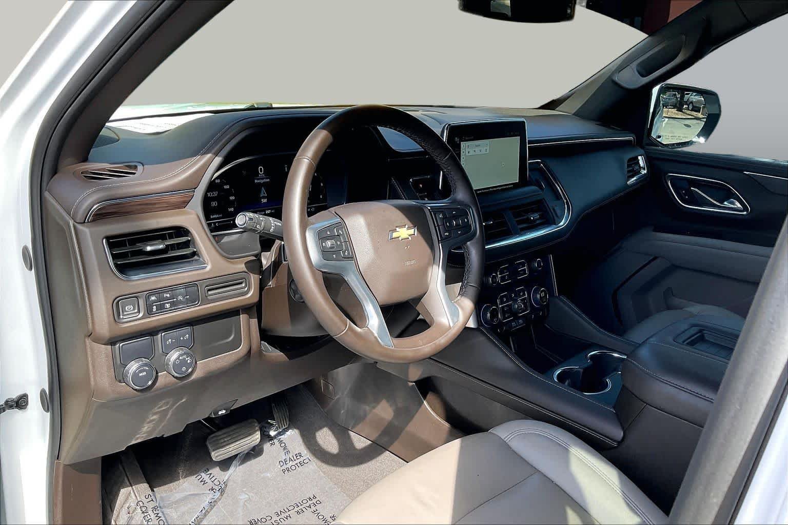 Used 2023 Summit White Chevrolet LT image 26