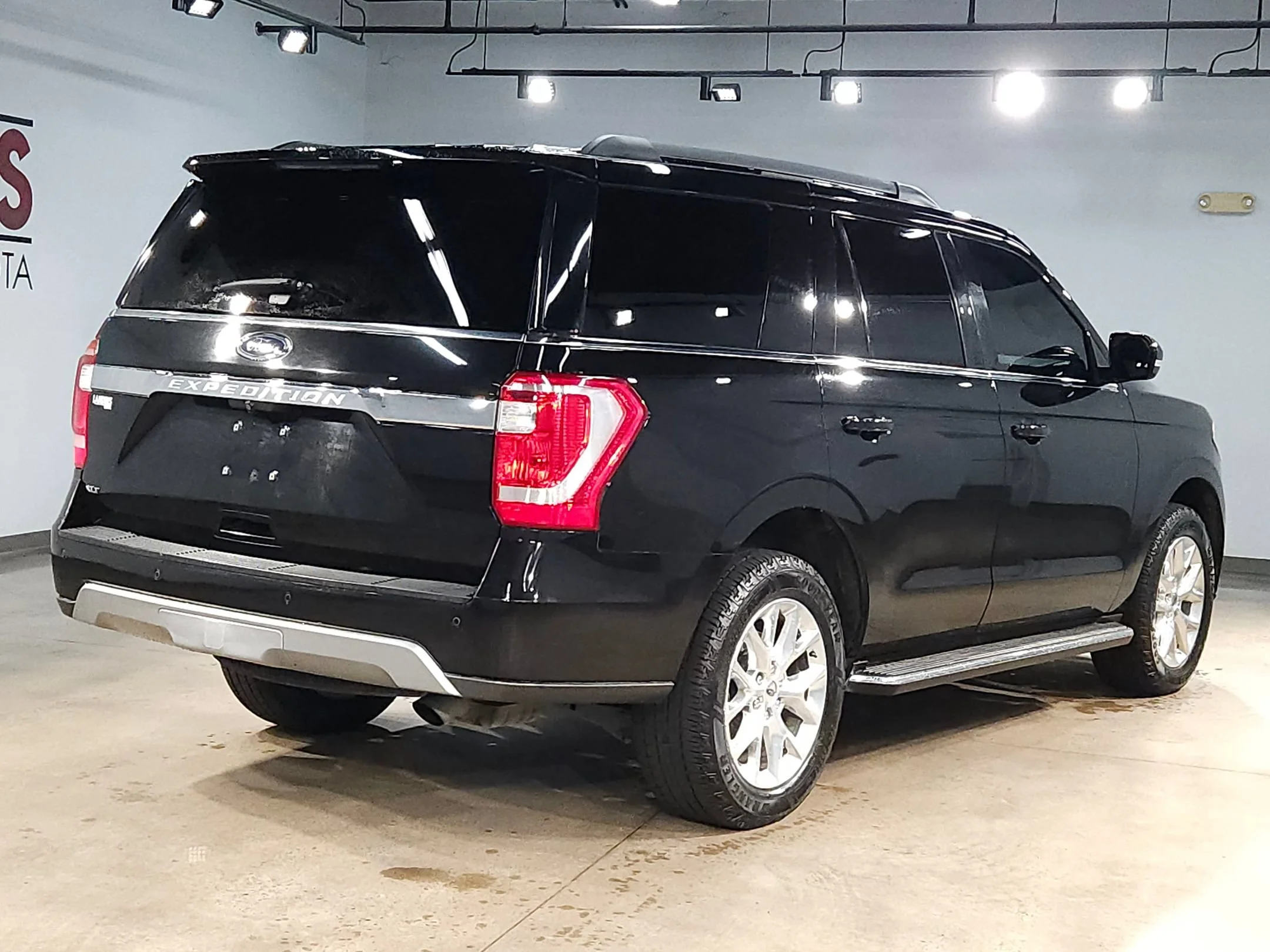 Used 2020 Agate Black Ford XLT image 7