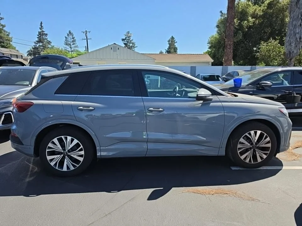 Used 2023 Gray Audi Premium Plus image 3