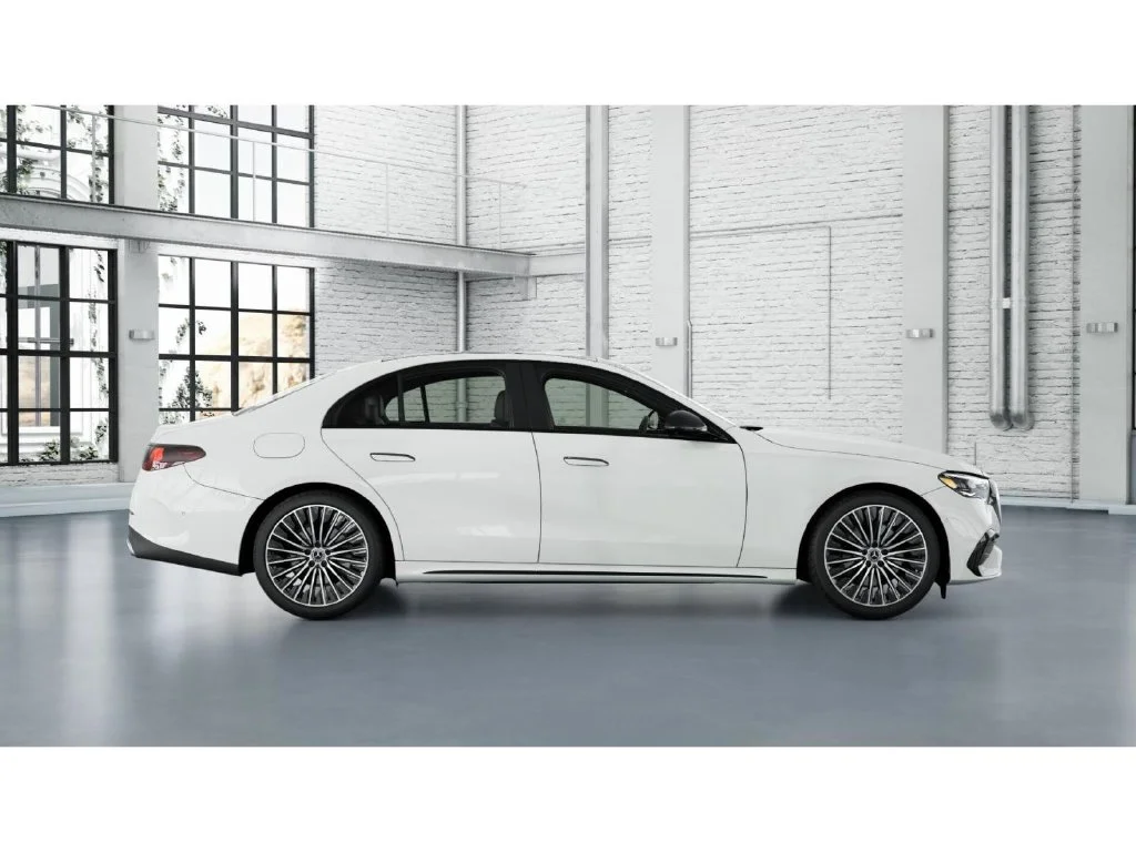 New 2027 White Mercedes-Benz E 350 image 2