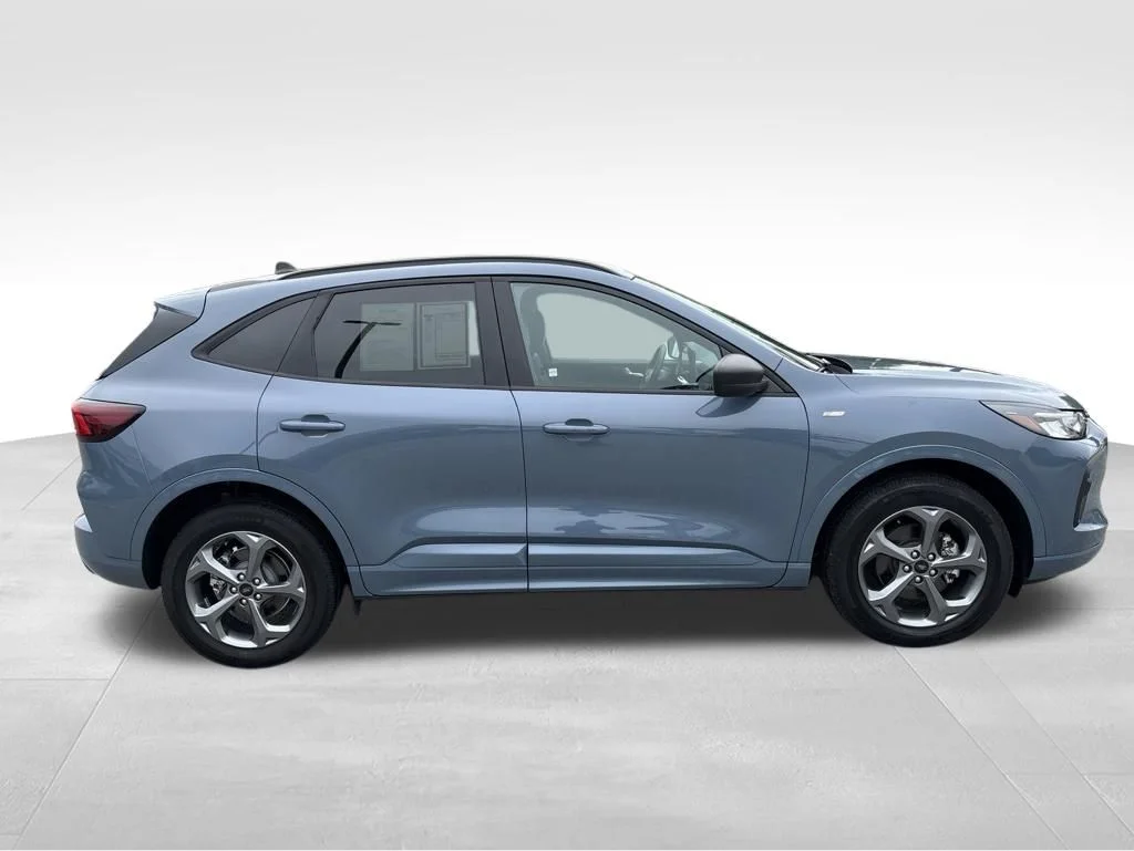 Used 2024 Blue Ford ST-Line image 25