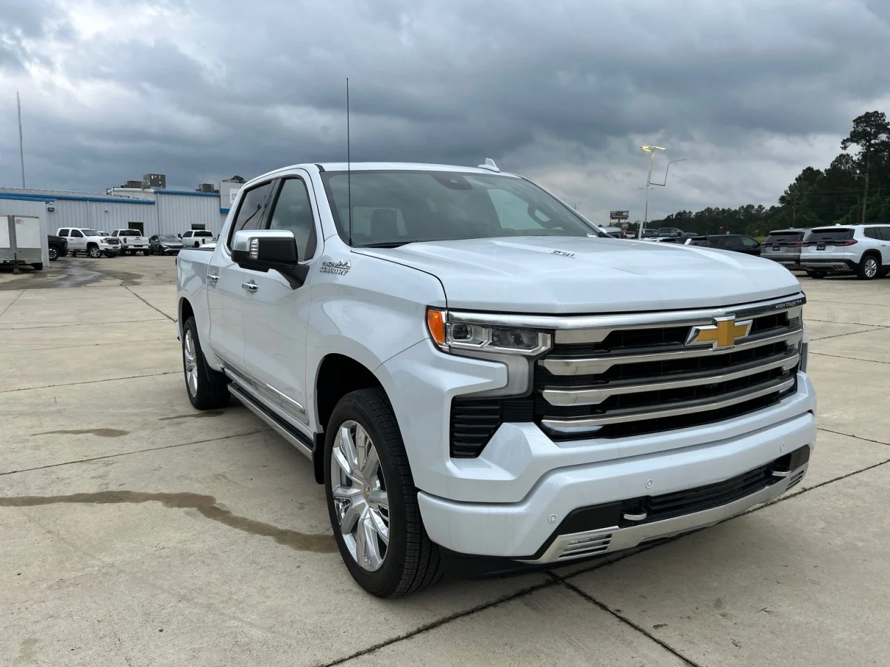 2026 Chevrolet Silverado 1500 High Country - Photo 2