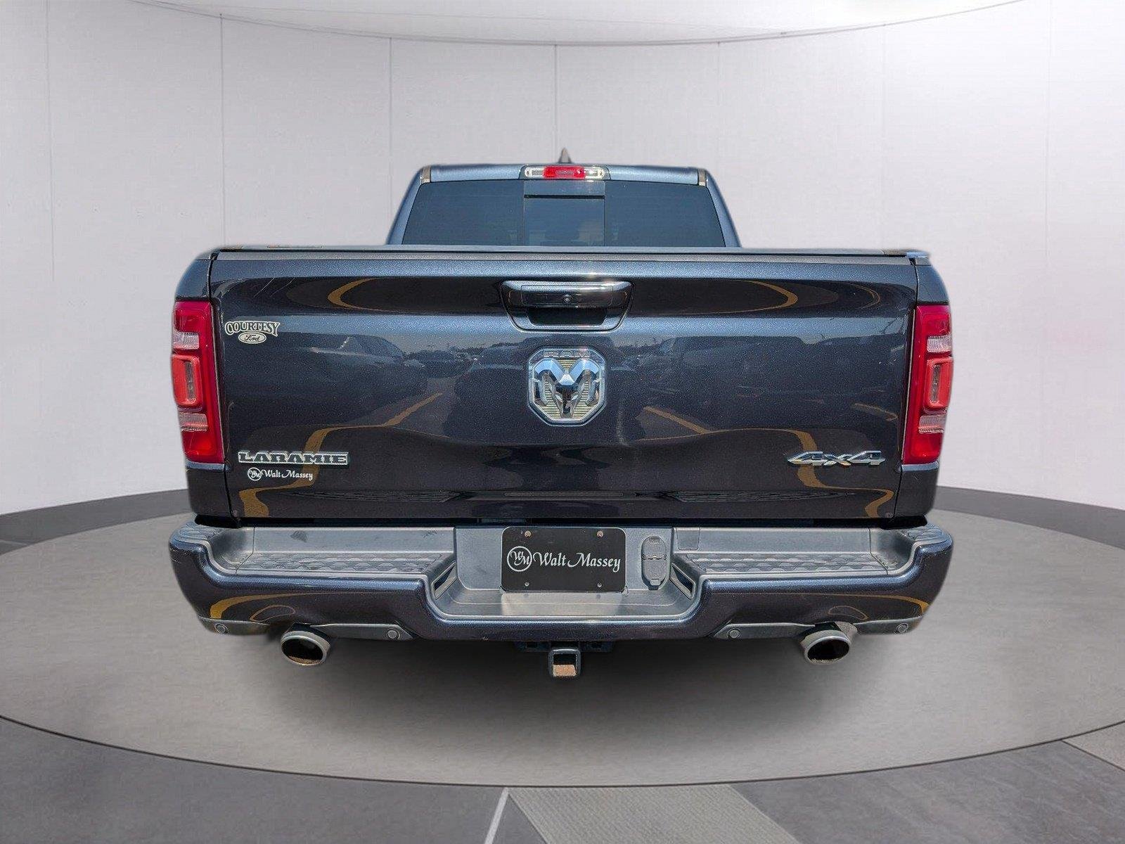 Used 2020 Diamond Black Crystal Pearlcoat Ram Laramie image 6