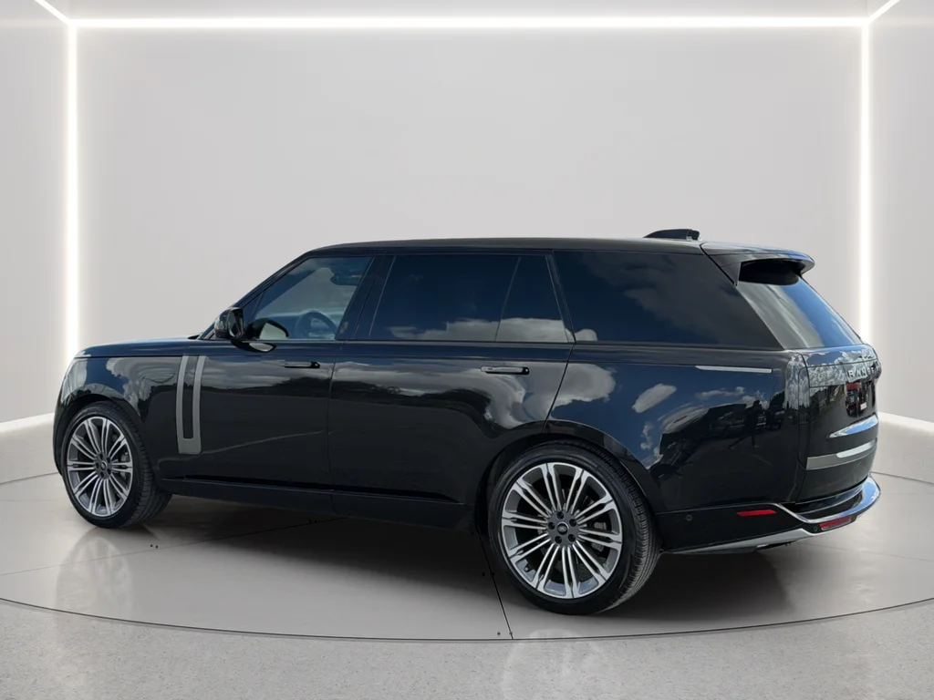 Used 2024 Black Land Rover SE image 14
