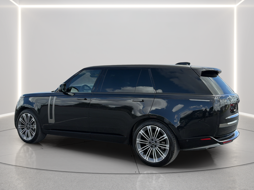Used 2024 Black Land Rover SE image 14