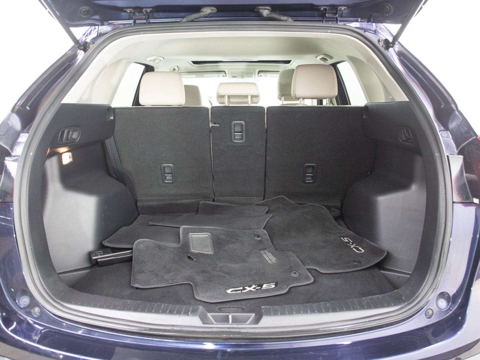 Used 2014 Stormy Blue Mica Mazda Touring image 9