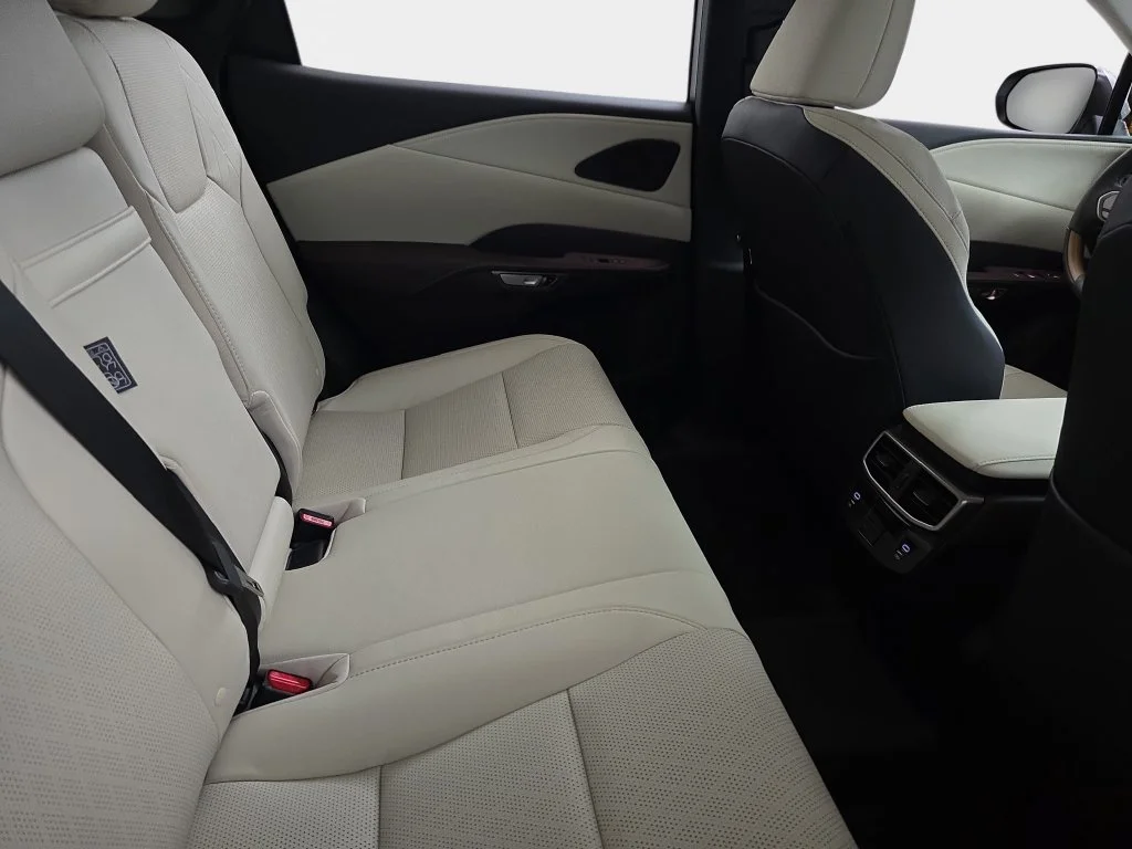 New 2026 Iridium Lexus PREMIUM PLUS image 11